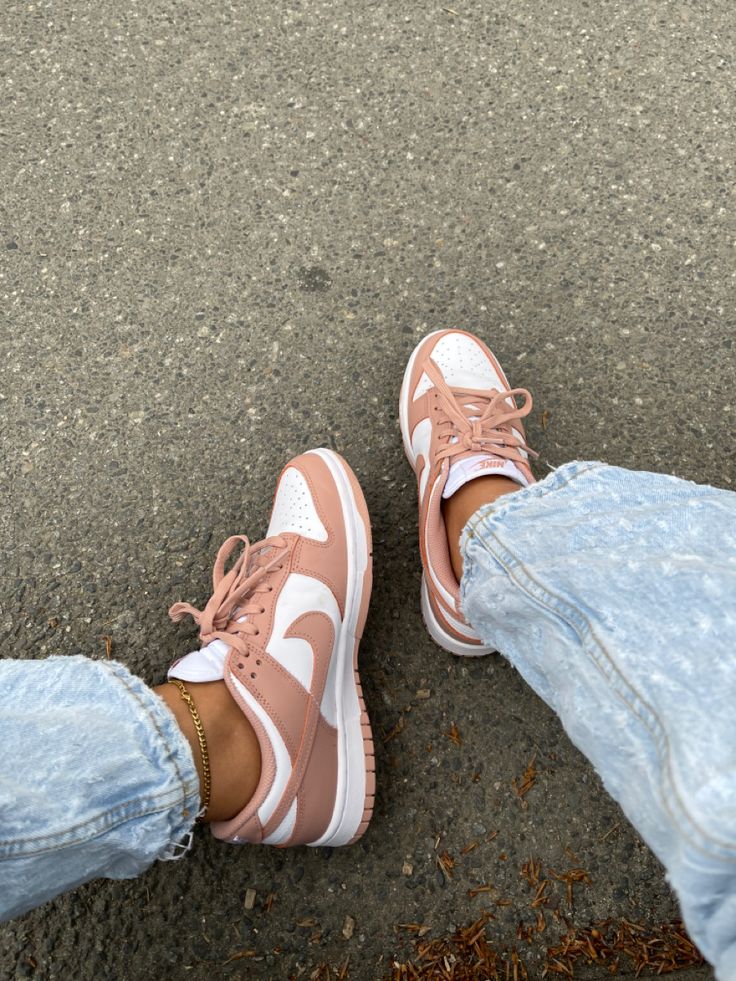 Nike Dunk Low Rose Whisper Women's Sneakers DD1503-118