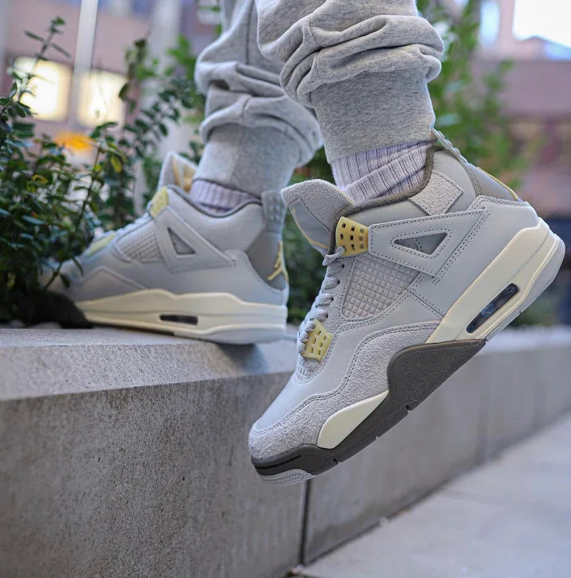 Air Jordan 4 SE Craft Photon Dust Men's Sneakers DV2262-021