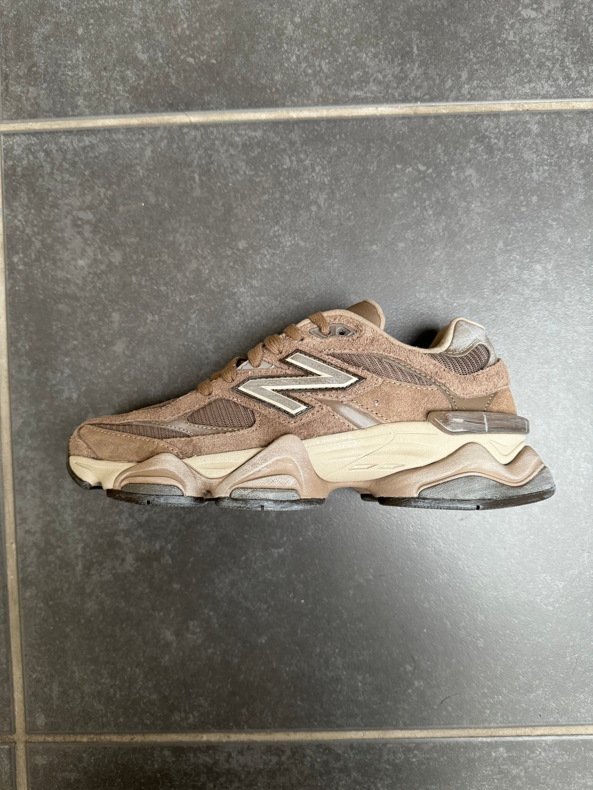New Balance 9060 Mushroom Sneakers U9060PB