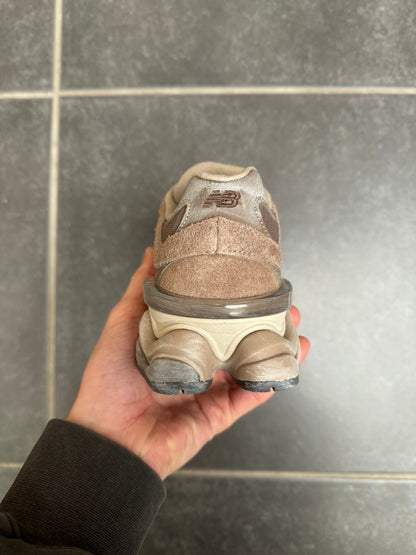 New Balance 9060 Mushroom Sneakers U9060PB