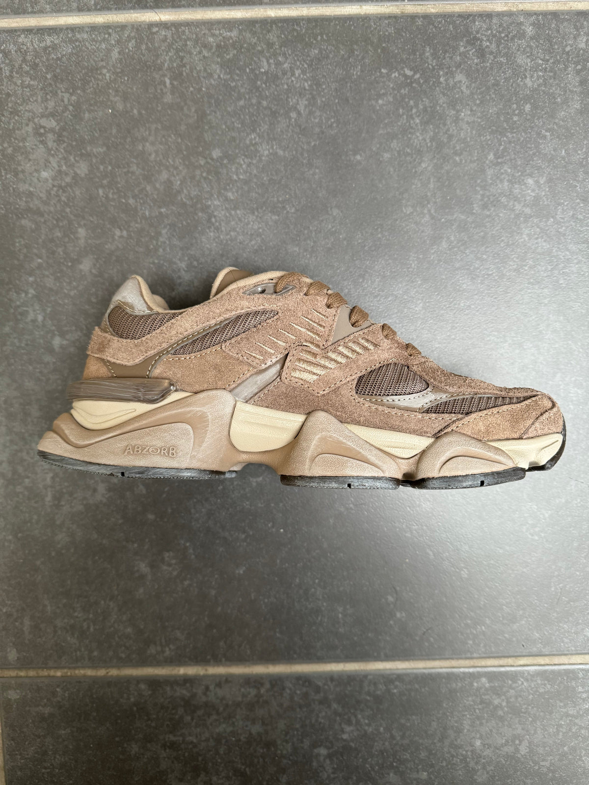 New Balance 9060 Mushroom Sneakers U9060PB