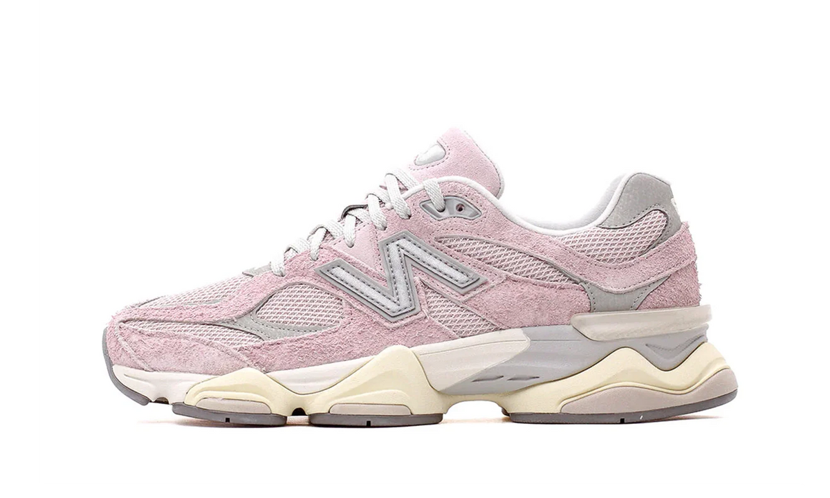 New Balance 9060 December Sky Sneakers U9060HSP