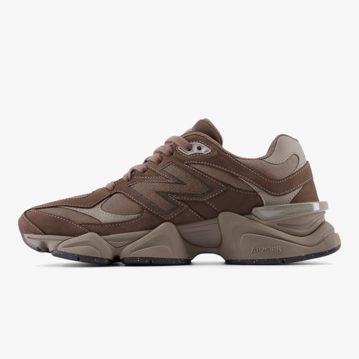Mono Cortado sneaker with mesh upper and suede overlays