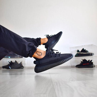 Yeezy Boost 350 V2 Onyx Sneakers HQ4540