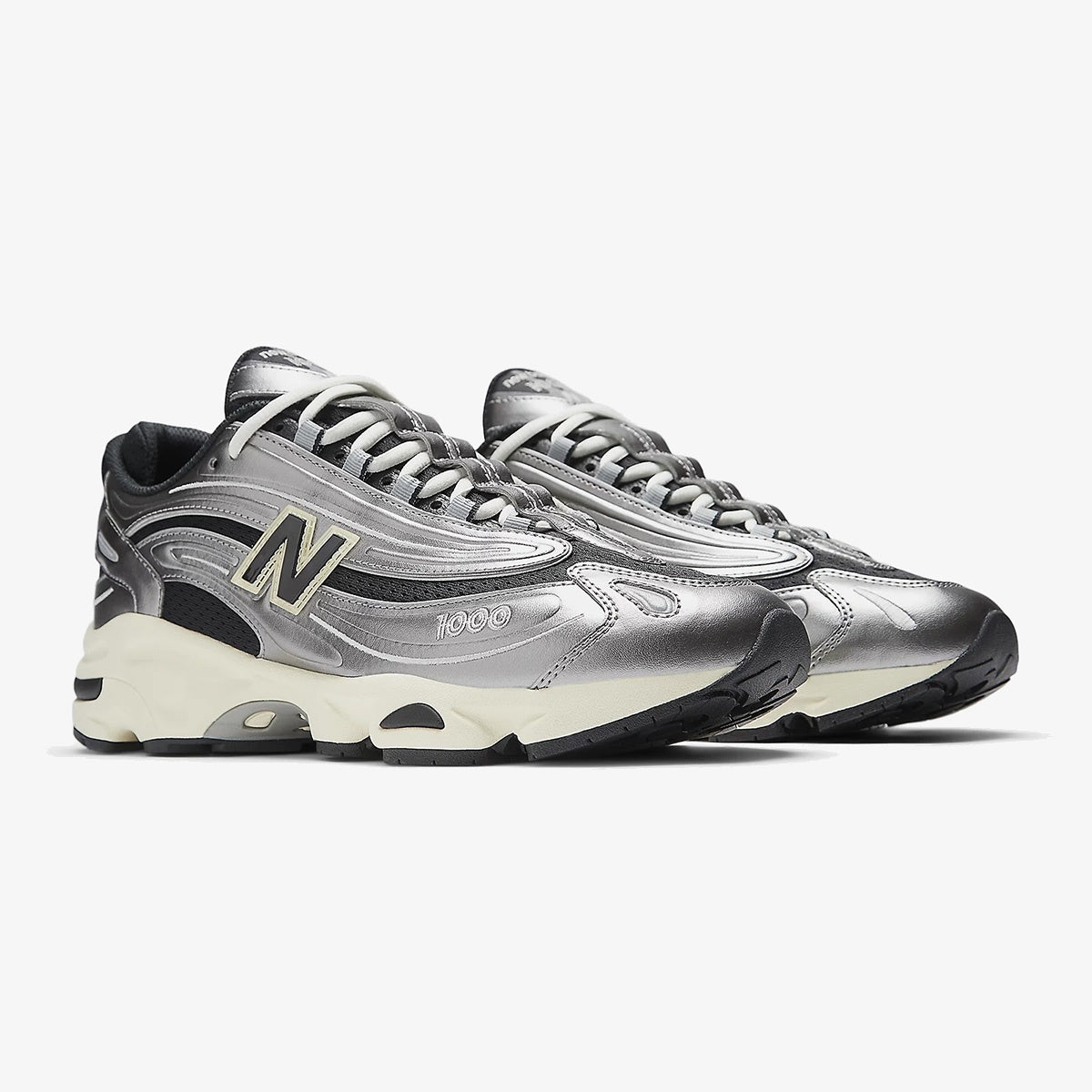 metallic runner sneaker - Side product view