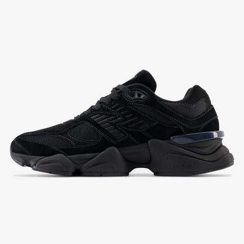 ARDELIXA Triple Black Suede sneaker with black mesh, suede overlays and chunky sole