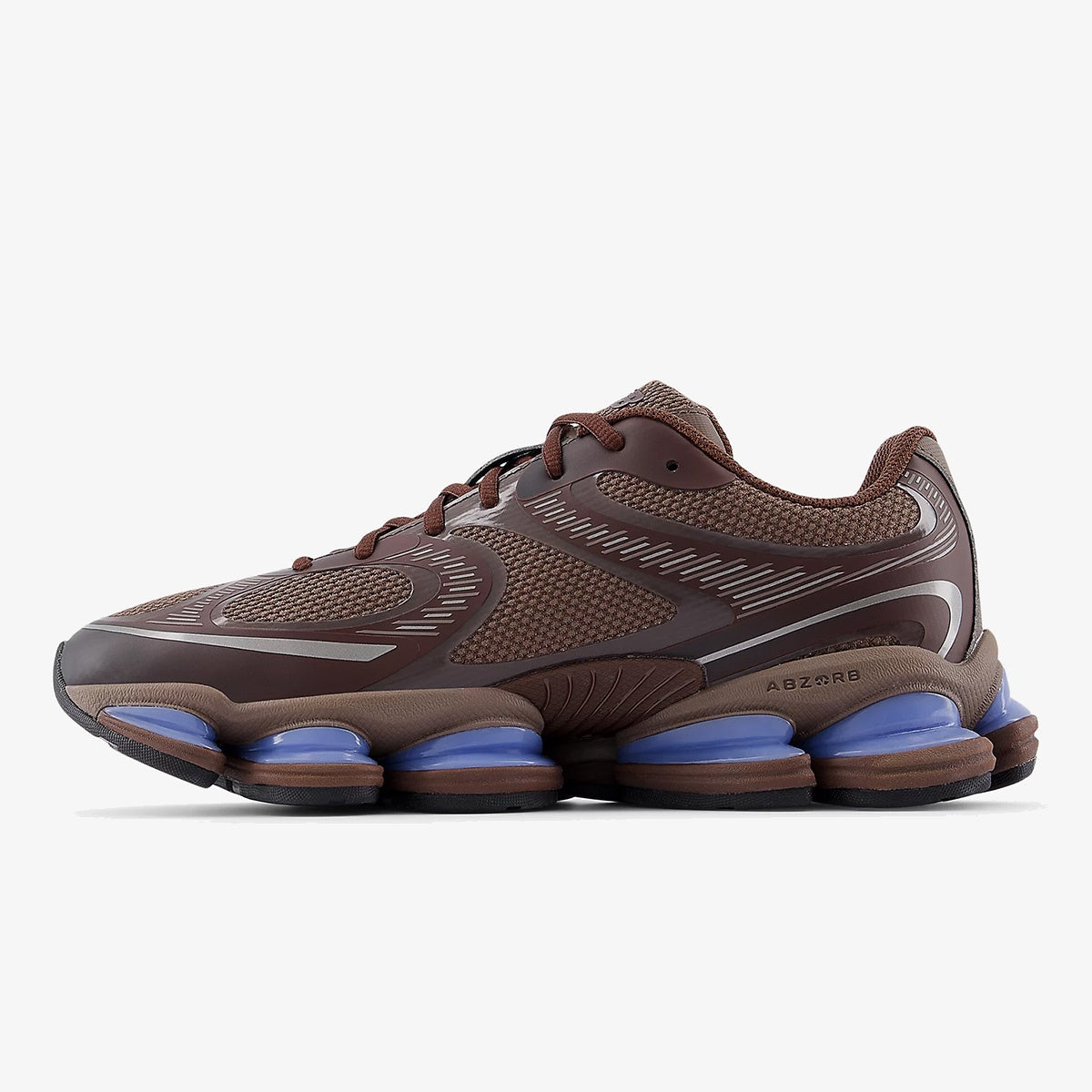 Pumpernickel and Cortado sneaker with tonal mesh upper